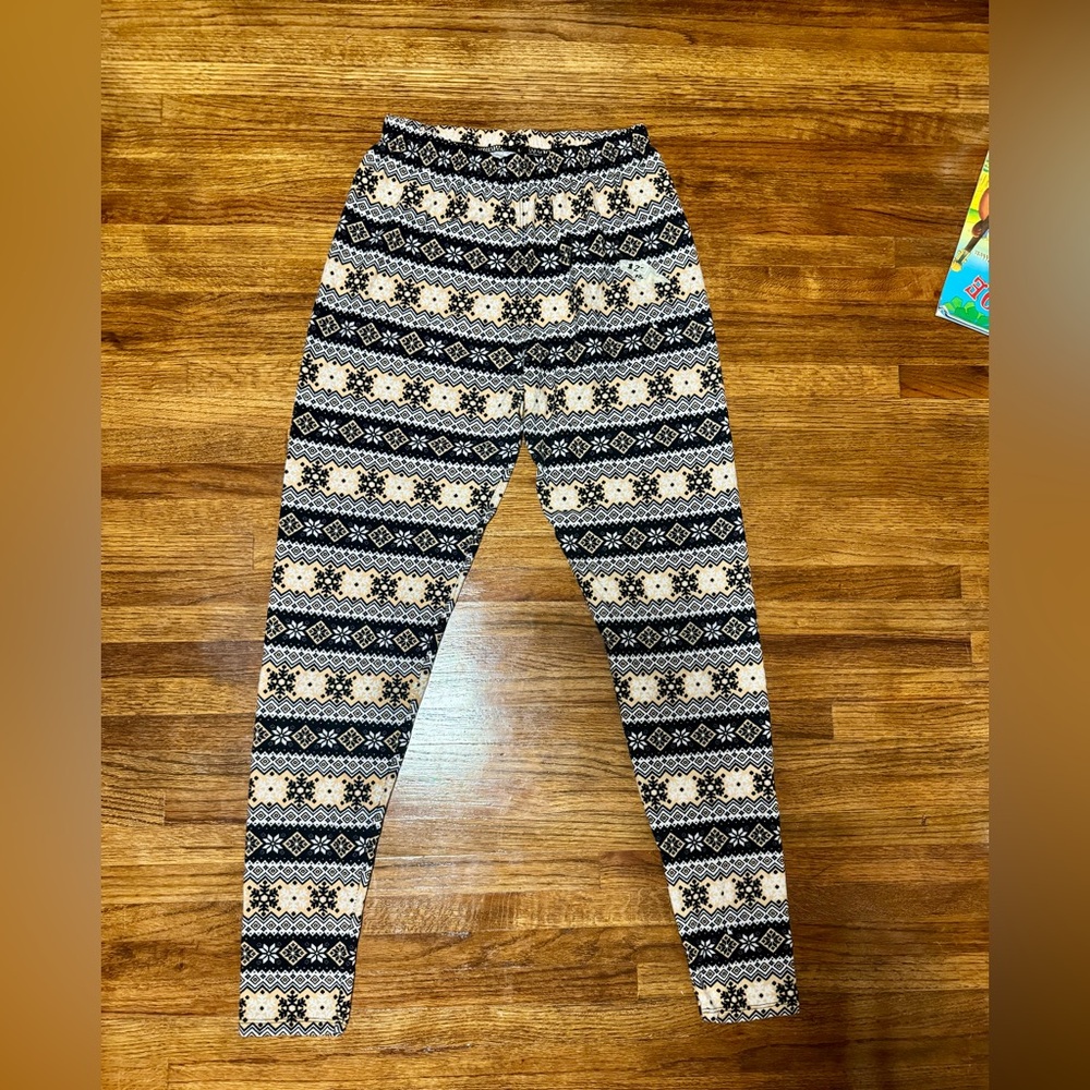 Women’s one size plus buttery leggings